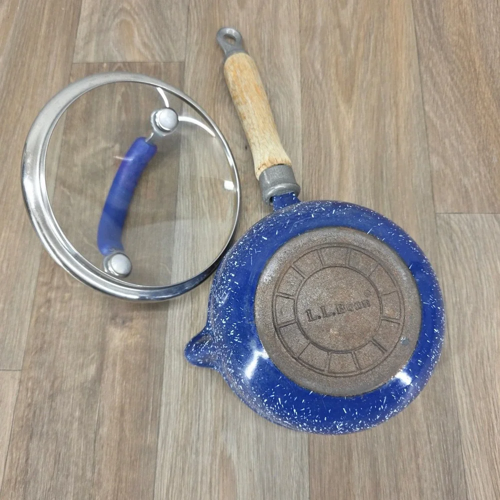 Vintage LL Bean Blue Speckled Cast Iron Saucepan Pot with Lid Pour Spout Wood